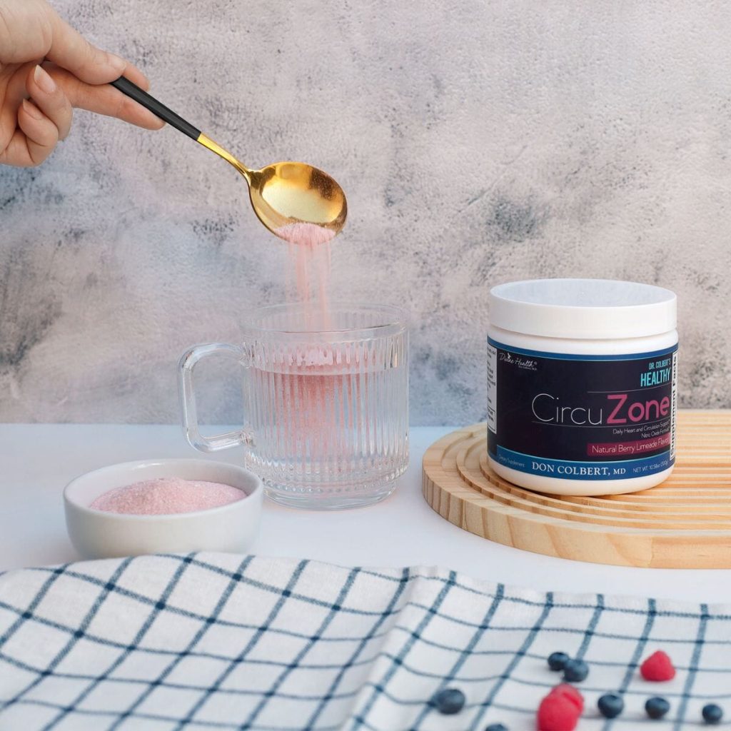 Circuzone Pouring Powder into Cup